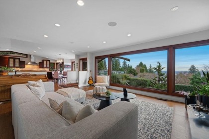 Photo 12 at 124 Carisbrooke Crescent, Upper Lonsdale, North Vancouver