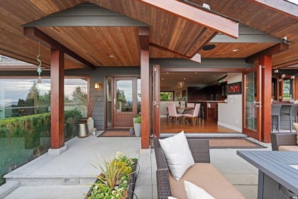 Photo 5 at 124 Carisbrooke Crescent, Upper Lonsdale, North Vancouver