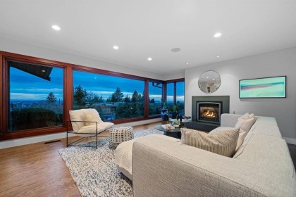 Photo 10 at 124 Carisbrooke Crescent, Upper Lonsdale, North Vancouver