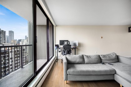 Photo 8 at 1702 - 1330 Harwood Street, West End VW, Vancouver West