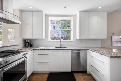 Photo 12 at 10 - 5880 Hampton Place, University VW, Vancouver West