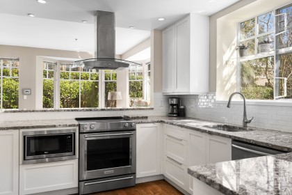 Photo 11 at 10 - 5880 Hampton Place, University VW, Vancouver West