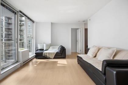 Photo 4 at 2209 - 602 Citadel Parade, Downtown VW, Vancouver West