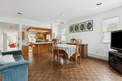 Photo 9 at 729 W 62nd Avenue, Marpole, Vancouver West