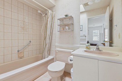 Photo 18 at 729 W 62nd Avenue, Marpole, Vancouver West