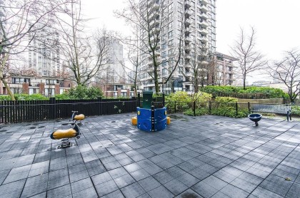 Photo 26 at 909 - 928 Homer Street, Yaletown, Vancouver West