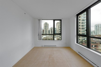 Photo 18 at 909 - 928 Homer Street, Yaletown, Vancouver West