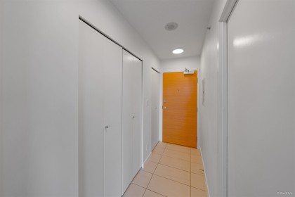 Photo 4 at 909 - 928 Homer Street, Yaletown, Vancouver West