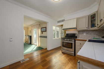 Photo 6 at 1355 Frederick Road, Lynn Valley, North Vancouver