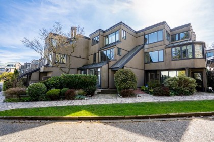 Photo 1 at 836 Millbank, False Creek, Vancouver West