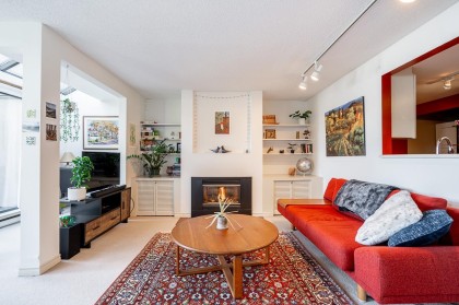 Photo 5 at 836 Millbank, False Creek, Vancouver West