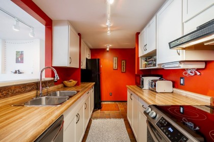 Photo 14 at 836 Millbank, False Creek, Vancouver West