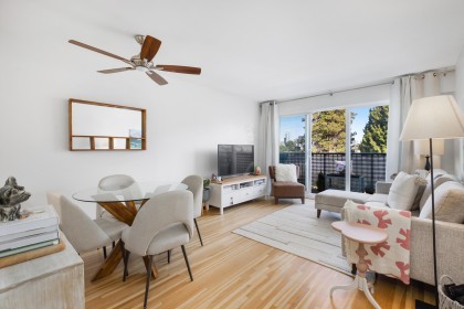 Photo 1 at 303 - 2125 W 2nd Avenue, Kitsilano, Vancouver West