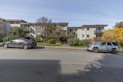 Photo 15 at 303 - 2125 W 2nd Avenue, Kitsilano, Vancouver West