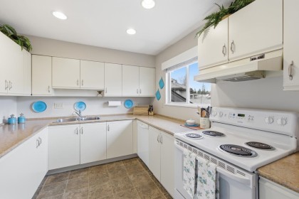 Photo 19 at 906 Roche Point Drive, Roche Point, North Vancouver