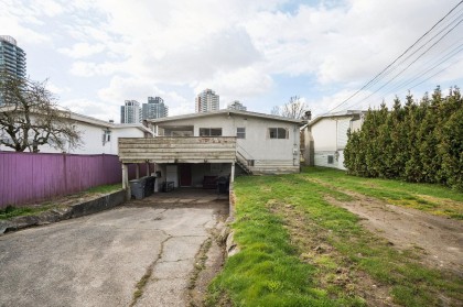 Photo 22 at 585 W 65th Avenue, Marpole, Vancouver West