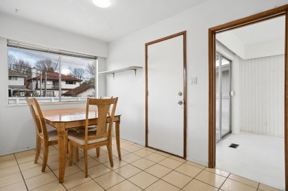 Photo 7 at 585 W 65th Avenue, Marpole, Vancouver West