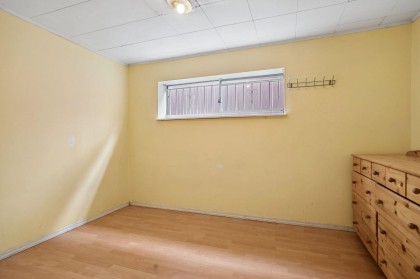 Photo 18 at 585 W 65th Avenue, Marpole, Vancouver West