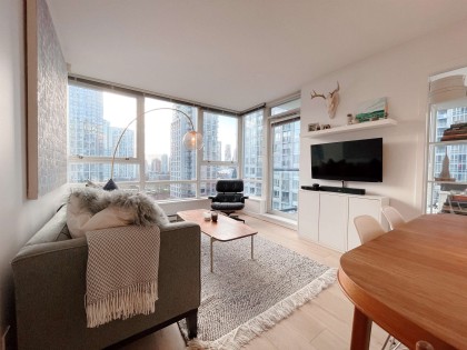 Photo 3 at 1110 - 928 Beatty Street, Yaletown, Vancouver West