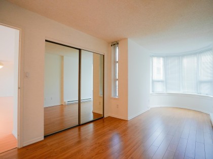 Photo 9 at 101 - 1845 Robson Street, West End VW, Vancouver West