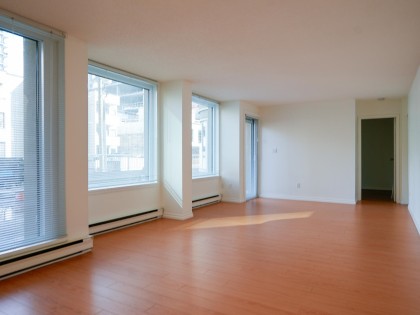 Photo 4 at 101 - 1845 Robson Street, West End VW, Vancouver West