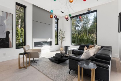 Photo 2 at 1200 Bedford Court, Edgemont, North Vancouver