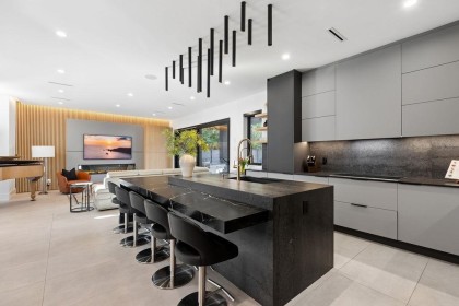 Photo 10 at 1200 Bedford Court, Edgemont, North Vancouver