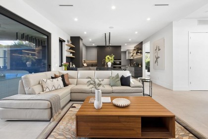 Photo 14 at 1200 Bedford Court, Edgemont, North Vancouver