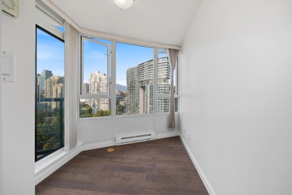 Photo 23 at 1901 - 1033 Marinaside Crescent, Yaletown, Vancouver West