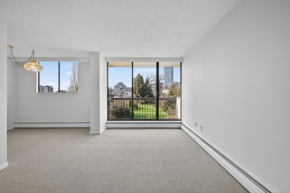 Photo 9 at 203 - 145 St. Georges Avenue, Lower Lonsdale, North Vancouver