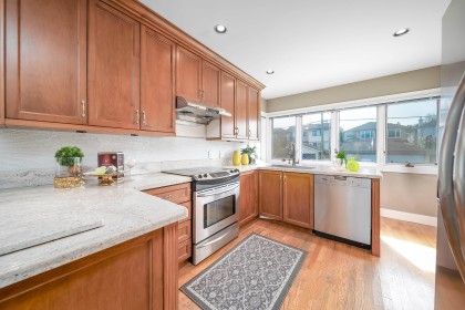 Photo 7 at 2862 W 22nd Avenue, Arbutus, Vancouver West