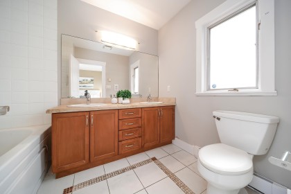 Photo 5 at 2862 W 22nd Avenue, Arbutus, Vancouver West