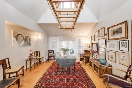 Photo 5 at 670 Montroyal Boulevard, Canyon Heights NV, North Vancouver