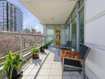 Photo 16 at 202 - 1790 Bayshore Drive, Coal Harbour, Vancouver West