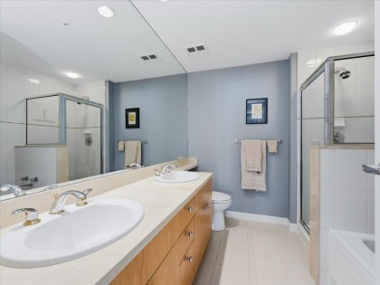 Photo 19 at 202 - 1790 Bayshore Drive, Coal Harbour, Vancouver West