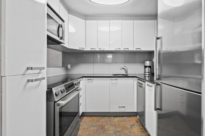 Photo 14 at 205 - 1050 Broughton Street, West End VW, Vancouver West