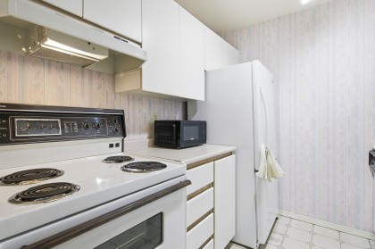 Photo 7 at 412 - 1230 Haro Street, West End VW, Vancouver West