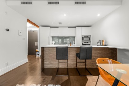 Photo 6 at 205 - 2035 W 4th Avenue, Kitsilano, Vancouver West