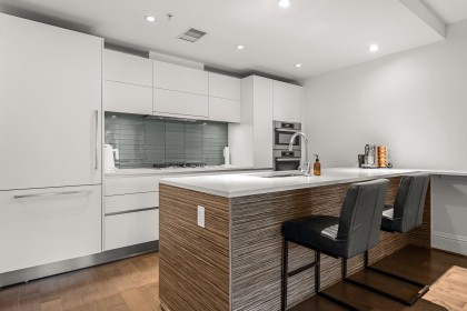 Photo 4 at 205 - 2035 W 4th Avenue, Kitsilano, Vancouver West