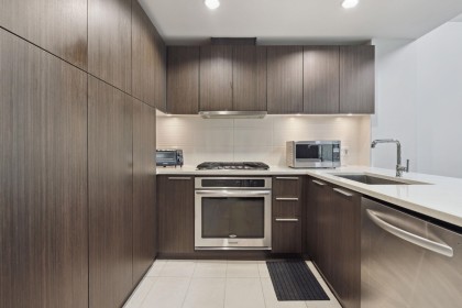 Photo 5 at 102 - 6033 Gray Avenue, University VW, Vancouver West