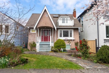 Photo 1 at 4405 W 9th Avenue, Point Grey, Vancouver West