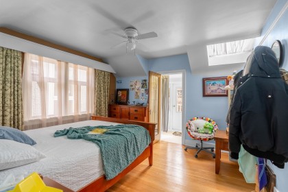 Photo 14 at 4405 W 9th Avenue, Point Grey, Vancouver West