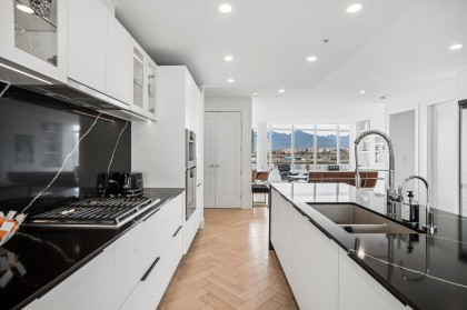 Photo 18 at 501 - 138 Athletes Way, False Creek, Vancouver West