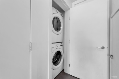 Photo 21 at 2 - 850 W 8th Avenue, Fairview VW, Vancouver West