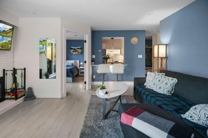 Photo 12 at 101 - 2121 W 6th Avenue, Kitsilano, Vancouver West