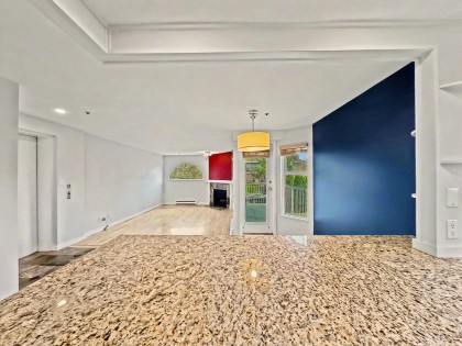 Photo 10 at 201 - 1868 W 8th Avenue, Kitsilano, Vancouver West