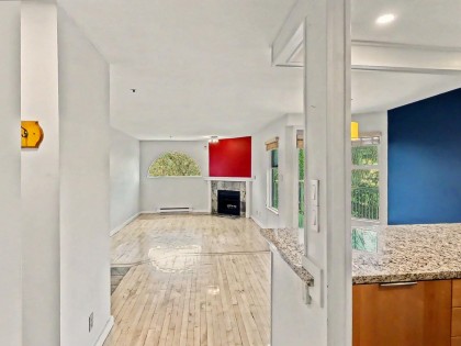 Photo 11 at 201 - 1868 W 8th Avenue, Kitsilano, Vancouver West