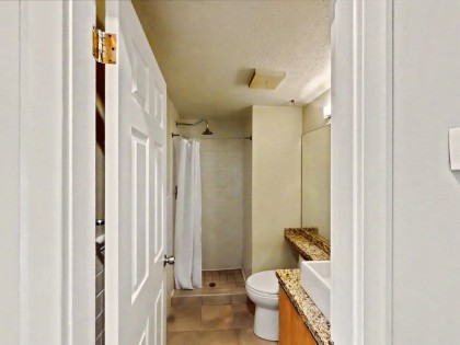 Photo 19 at 201 - 1868 W 8th Avenue, Kitsilano, Vancouver West