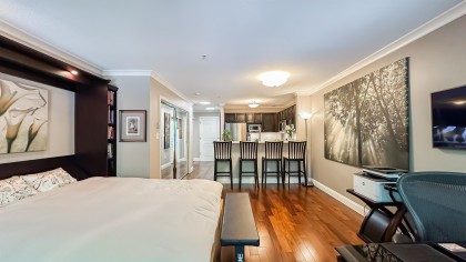 Photo 9 at 204 - 2628 Yew Street, Kitsilano, Vancouver West