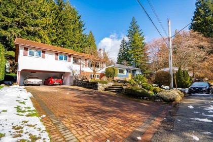 Photo 3 at 4651 Valley Road, Lynn Valley, North Vancouver
